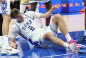 嚇傻！NBA準狀元「腳踝翻船」坐輪椅退場　可能投入今年選秀