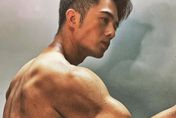 影/天母護花擋怪男帥店員IG找到　竟是螢幕熟面孔董季鑫