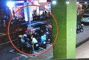 影/撞擊瞬間影像出爐！　瑞豐夜市「7汽機車撞一團」扭曲變形