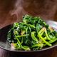 哈佛最新研究：每月吃8份菠菜 結石風險增3成 生吃還恐腎衰竭