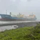影/颱風天遇險！6貨輪南台灣海域擱淺1沉沒　9船員失蹤找回3人