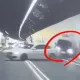 影/撞擊瞬間曝！雪隧驚悚車禍直擊「休旅車撞BMW再撞隧道壁」2人送醫
