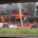 快訊/燒成火球驚悚畫面曝！台中公車突「起火燃燒」　乘客嚇壞緊急逃命
