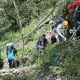 失溫奪三命！ 3登山客天冷交疊取暖仍罹難　家屬哀慟跪地不捨