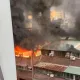 快訊/台中公寓爆大火！6樓全面燃燒　火舌黑煙竄出鐵窗
