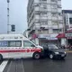 快訊/高雄鳳山救護車出勤撞車！小車駕駛頭暈送醫