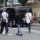 快訊/新北警所長遭女毒蟲「拖撞慘死」！妻臉色憔悴步入板殯驗屍