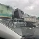 影/台61線林口發電廠旁車禍！2砂石車碰撞「驚悚吞壓小轎車」　1男命危搶救