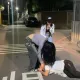 酒精路跑變醉漢亂跑！台中男大生竟想當街「咬耳朵」