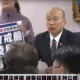 綠委找不到人嗆「落跑院長」　韓國瑜滿眼血絲曝內情