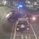 影/淡水驚悚車禍！　男疑毒駕「撞派出所前警車後翻覆」