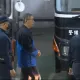 影/柯文哲庭訊深夜11點結束上囚車離開　陳佩琪扶柯媽走出法院