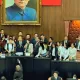 快訊/綠委佔領主席台！韓國瑜：不要對院長耳朵吼叫
