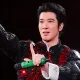 演唱會驚傳意外！王力宏跌落「舞台大洞」險受傷　經紀公司回應了