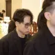 淚送天殘最後一程！賀瓏神情哀戚現身　追思片曝2人合照