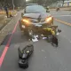 影/驚險一瞬！屏科大生騎車遭轎車撞飛骨折送醫　幸無生命危險