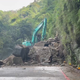 影/三峽土石崩落封路　北111縣道2.5K至3K「雙向中斷」