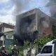 桃園楊梅民宅大火！黑煙竄高空「一度升高至二級火警」