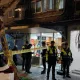 北市爆命案！6旬婦陳屍歇業球具店多日　警方調查死因