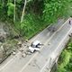 影/駭人空拍曝光！大湖苗62線10噸巨石重砸3車　2傷