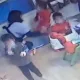 可惡！台中私托爆虐童「女教保員換尿布強拉」　幼童倒頭栽重摔