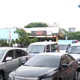 叭！國民黨車隊踢館民進黨黨部　5點20分對賴清德怒按喇叭