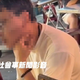 影/高雄六合夜市驚見算命狼！　稱女客為前世情人還強吻