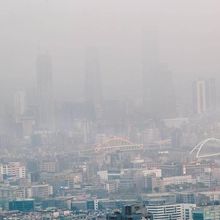 興達電廠事故後火力全開！高雄空污「破表紫爆」需戴N95
