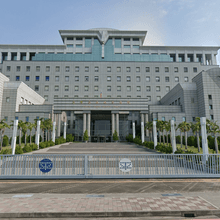 台南婦急診室暴走毆傷護理師　法院判刑4月