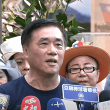 郝龍斌參選國民黨主席首談柯文哲：當年攻擊我 害母親失眠