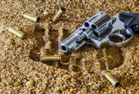印度網紅豪宅遭3蒙面人狂開25槍　疑黑幫份子策劃