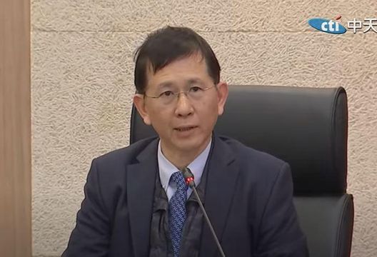 人工智慧發展又猛又快　「AI基本法草案」立委聲聲催！