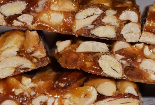 翁不菸不酒、無肝炎史卻罹肝癌　原因竟是愛吃花生糖