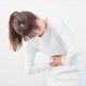 27歲正妹「腹痛半年」3度被誤診脹氣　醫一照驚「癌細胞轉移了！」