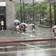 外圍環流繼續亂！15縣市轟雨彈　山區防山洪暴發