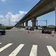 影/女重機車隊長遭撞「人車分離」搶命中　愛車碎片亂噴