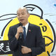 影/韓國瑜金句又來了！挺羅智強酸「罷免原來發神經」 又酸聽老柯講話像坐飛機