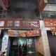 知名pizza品牌彰化分店大火！　住戶被嗆醒緊急逃屋外
