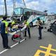基隆65歲婦逆向撞遊覽車　日籍遊客輕傷返郵輪就醫
