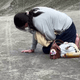 兒子你快回來！竹南風跡沙灘少年遭浪捲走一夜　母趴地痛哭