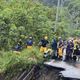 影/南橫公路一家5口墜谷2死3失蹤　恐墜荖濃溪遭沖走