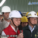 要80歲老翁爬屋頂？台南災民當卓榮泰面喊：噴口水的不用來
