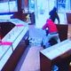 只花90秒！美蒙面歹徒大白天洗劫珠寶店　勞力士、翡翠全被搶