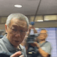 影/有沒有信心交保？柯文哲反應曝光「比出一手勢」