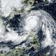 強颱「樺加沙」暴風圈觸及恆春陸地　威脅東南部沿海
