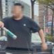 影/淡水賓士男攔車揮球棒嗆聲　警循線逮人送辦