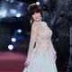 金鐘60/「一代女皇」潘迎紫透視裸紗登場！凍齡外貌驚豔全場