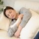 沙發秒睡…床上卻失眠？醫揭「情境聯想」是關鍵