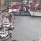 影/基隆港出事了！油駁船傾斜翹尾　港務局急拉攔油索