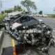 影/台南驚悚車禍！自小客「整片車頂削飛」　駕駛受傷送醫